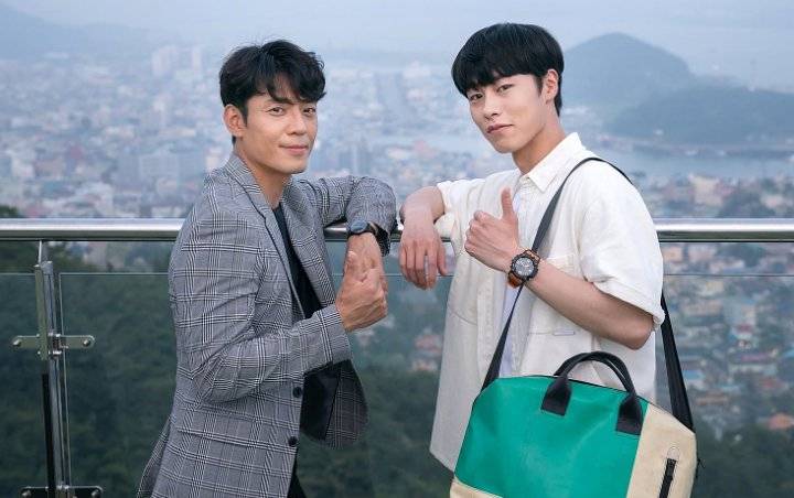 Kim Joo-hun dan Lae Jae-wook dalam Do Do Sol Sol La La Sol