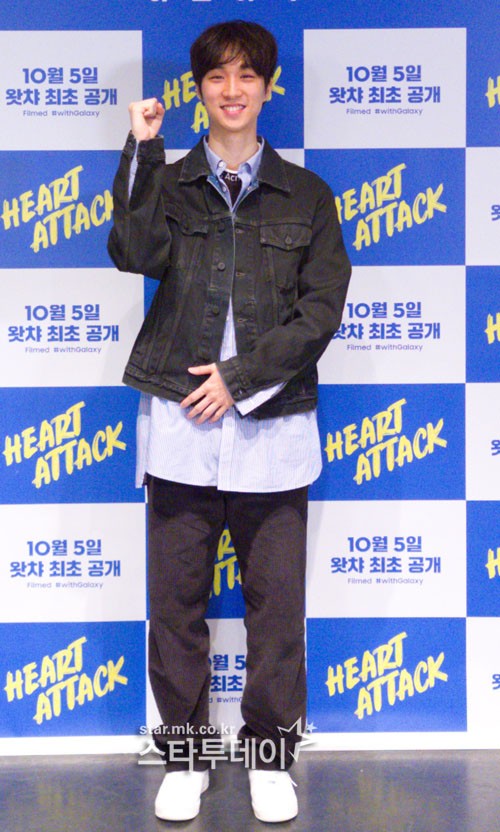Sutradara Lee Chung Hyun pada konferensi press film Heart Attack
Sumber gambar: star.mk.co.kr