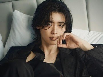 Lee Jong Suk