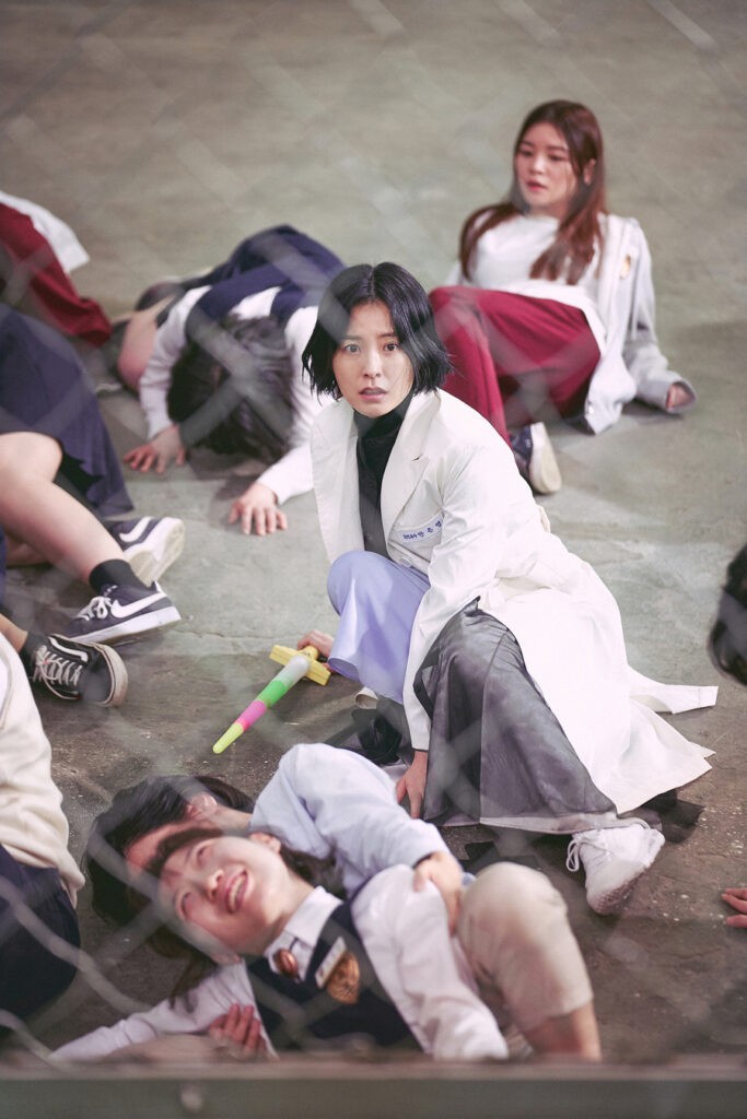 Perawat Ahn Eun Young
(Sumber gambar: Netflix)