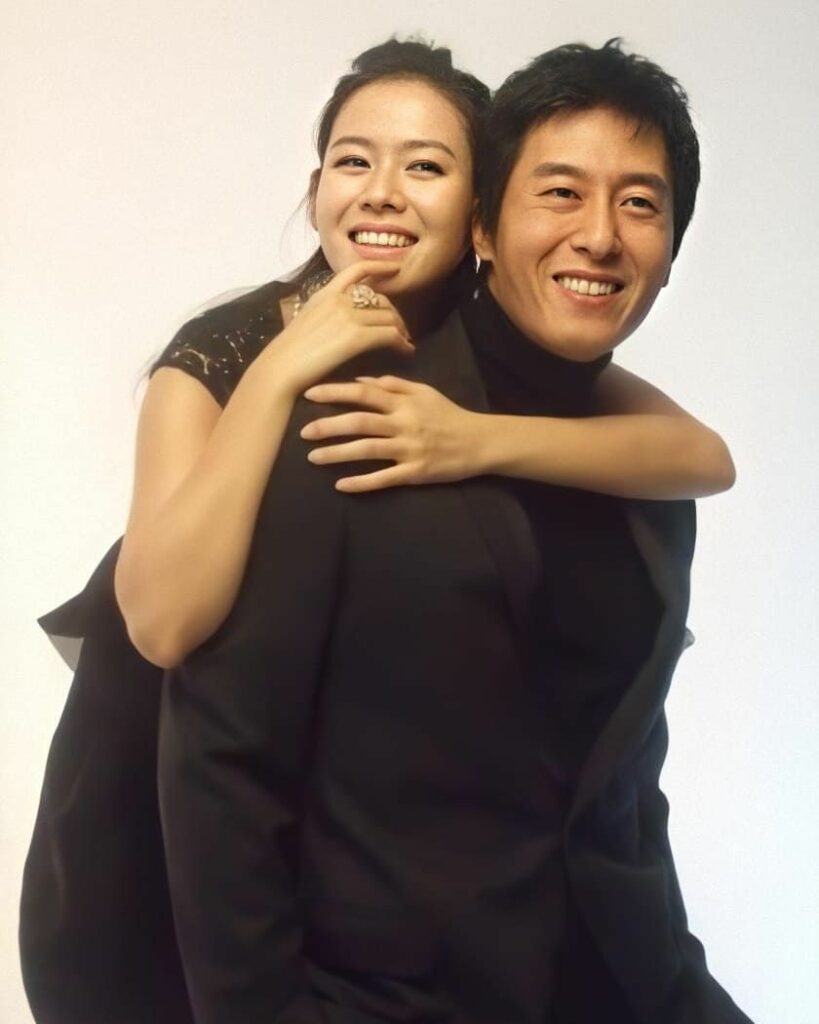 Son Ye Jin dan Kim Ju-Hyeok dalam Film My Wife Got Married