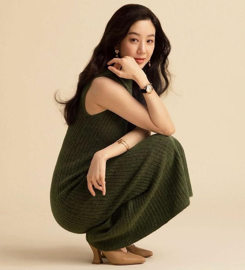 Jung Ryeo Won (sumber: Instagram @yoanaloves)